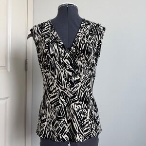 Vintage Y2K BCBG Paris Black and Cream Print Plunge Sleeveless Top